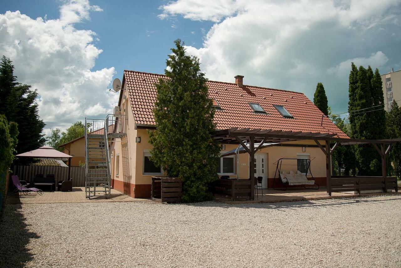 Dorothy Apartman Siofok Dış mekan fotoğraf